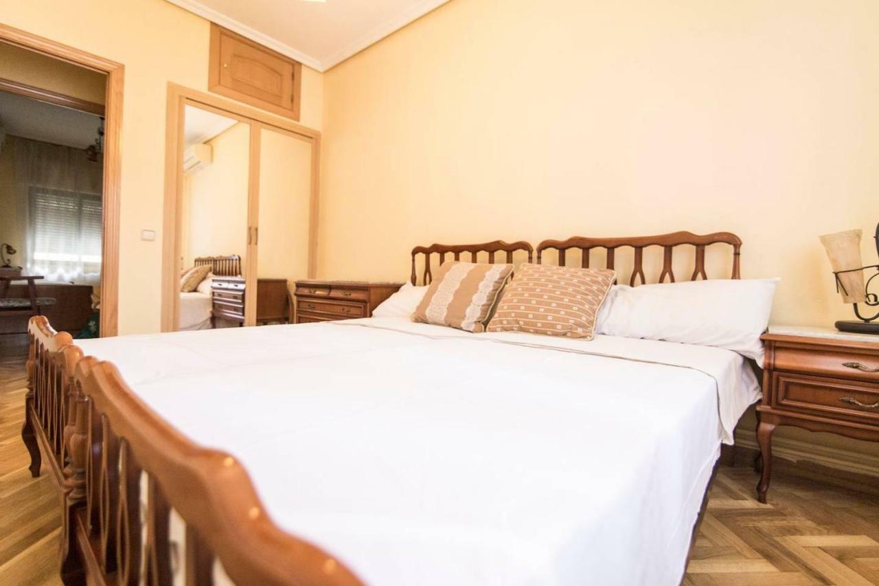 Home & Private Terrace Wifi + Aircon Madrid Esterno foto